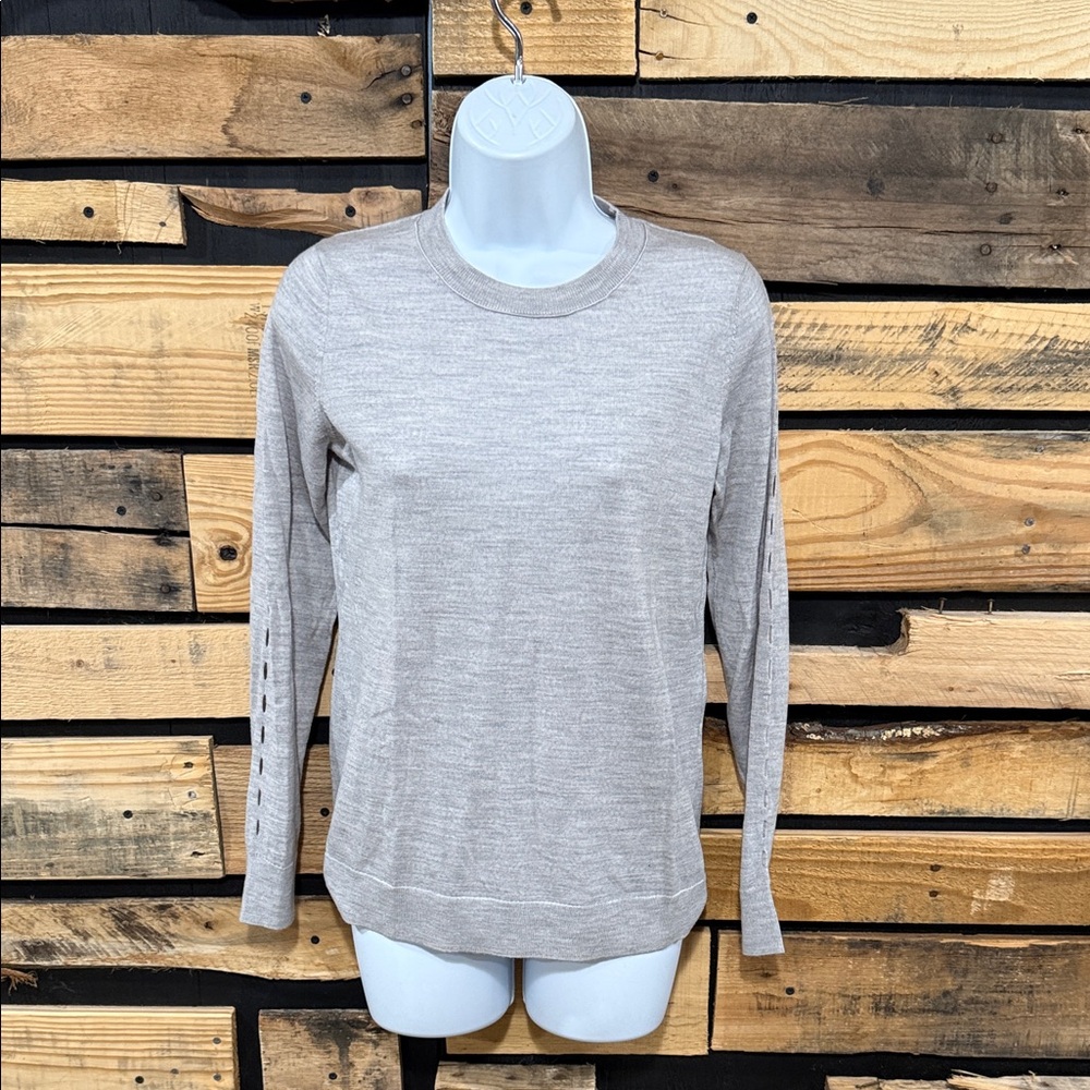 Banana Republic Gray Women’s Crewneck 100% Merino Wool Lightweight Sweater Small